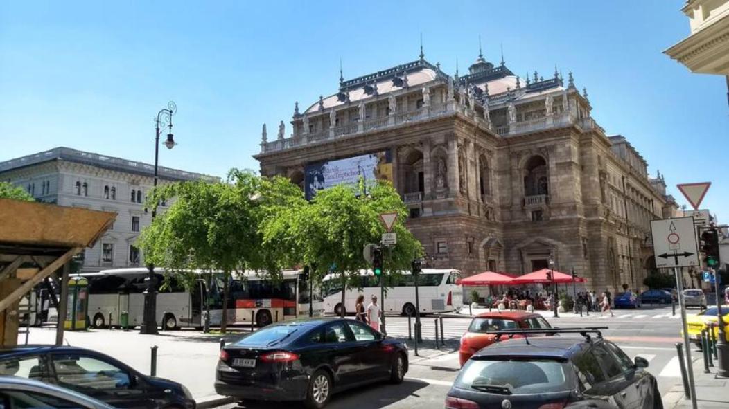 Opera Experience Apartment Budapest Eksteriør billede
